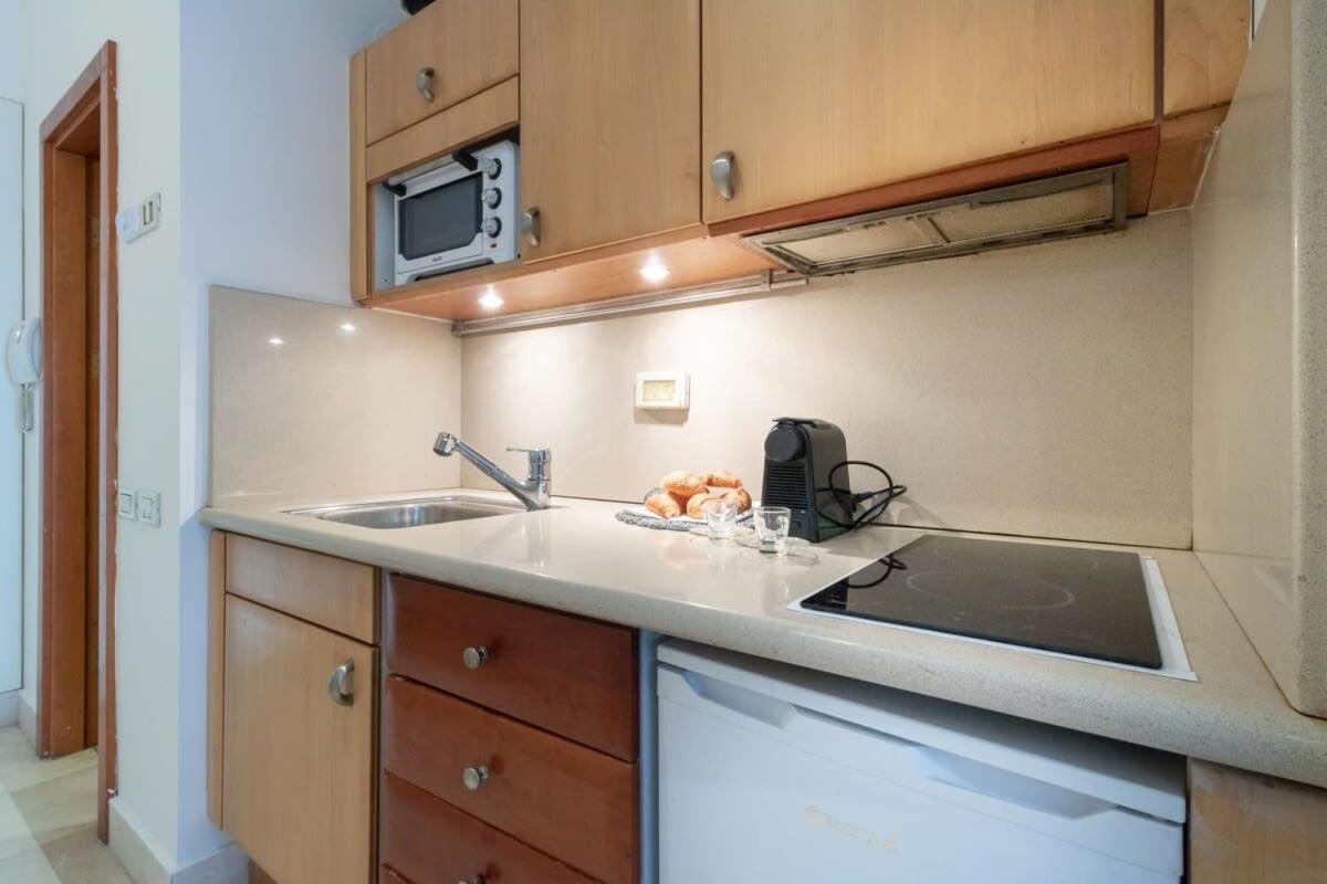Вилла Cosy Studio In Mamilla, Free Parking Up To 5 Ppl Иерусалим Экстерьер фото
